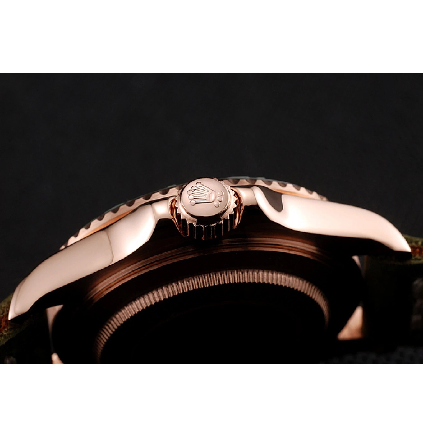 Aaa fake watches Bezel Rose Yacht Case Master Dial Leather Gold Rolex 1453862 Black Bracelet Green Green 0616